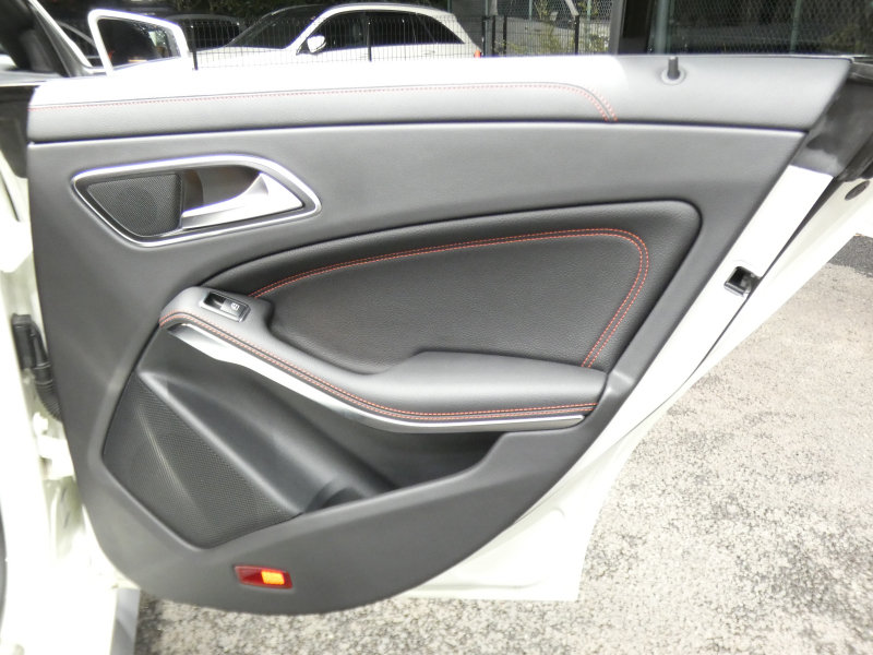 AMG Aクラス CLA45 AMG 4MATIC ﾚｰﾀﾞｰｾｰﾌﾃｨPKG　AMGｴｱﾛ&18AW 強化ﾌﾞﾚｰｷ&ｻｽﾍﾟﾝｼｮﾝ ﾃﾞｨｽﾄﾛﾆｯｸﾌﾟﾗｽ 黒本革ｼｰﾄ HDDﾅﾋﾞ 地ﾃﾞｼﾞ Bｶﾒﾗ ｷｾﾉﾝﾗｲﾄ ｱﾀﾞﾌﾟﾃｨﾌﾞHB ﾊﾟﾄﾞﾙｼﾌﾄ ﾃﾞｼﾞﾀﾙｲﾝﾅｰﾐﾗｰ　2年保証付