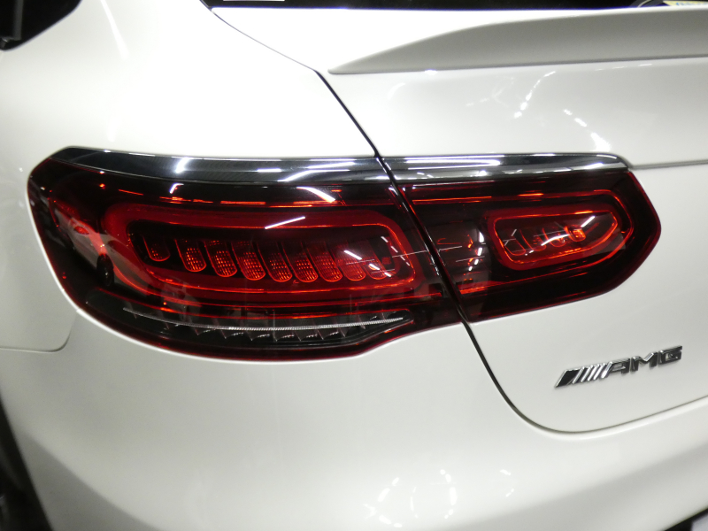 AMG GLCクーペ GLC43 4MATIC ｸｰﾍﾟ ﾚｻﾞｰｴｸｽｸﾙｰｼﾌﾞ&ﾚｰﾀﾞｰｾｰﾌﾃｨPKG　後期 390ps meｺﾈｸﾄ 赤黒革 ｻﾝﾙｰﾌ MBUXﾅﾋﾞ 地ﾃﾞｼﾞ 360ｶﾒﾗ ﾍｯﾄﾞｱｯﾌﾟD Burmester ｴｱﾊﾞﾗﾝｽPKG ﾏﾙﾁﾋﾞｰﾑLEDﾍｯﾄﾞﾗｲﾄ AMGｴｱﾛ/20ｲﾝﾁAW　2年保証付