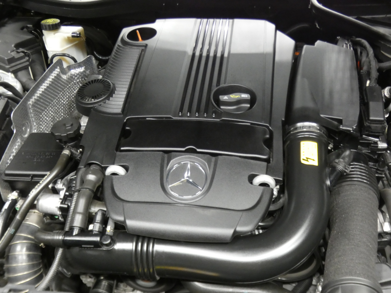 メルセデスベンツ SLKクラス SLK200 ﾄﾚﾝﾄﾞ　黒本革ｼｰﾄ ｼｰﾄﾋｰﾀｰ&ｴｱｽｶｰﾌ ｶﾞﾗｽﾙｰﾌ HDDﾅﾋﾞ 地ﾃﾞｼﾞ DSRC ｷｾﾉﾝﾗｲﾄ ｲﾝﾃﾘｼﾞｪﾝﾄﾗｲﾄ&ｱﾀﾞﾌﾟﾃｨﾌﾞHB 純正17ｲﾝﾁAW ﾊﾟﾄﾞﾙｼﾌﾄ ﾄﾗﾝｸｽﾎﾟｲﾗｰ　2年保証付