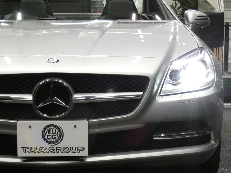 メルセデスベンツ SLKクラス SLK200 ﾄﾚﾝﾄﾞ　黒本革ｼｰﾄ ｼｰﾄﾋｰﾀｰ&ｴｱｽｶｰﾌ ｶﾞﾗｽﾙｰﾌ HDDﾅﾋﾞ 地ﾃﾞｼﾞ DSRC ｷｾﾉﾝﾗｲﾄ ｲﾝﾃﾘｼﾞｪﾝﾄﾗｲﾄ&ｱﾀﾞﾌﾟﾃｨﾌﾞHB 純正17ｲﾝﾁAW ﾊﾟﾄﾞﾙｼﾌﾄ ﾄﾗﾝｸｽﾎﾟｲﾗｰ　2年保証付