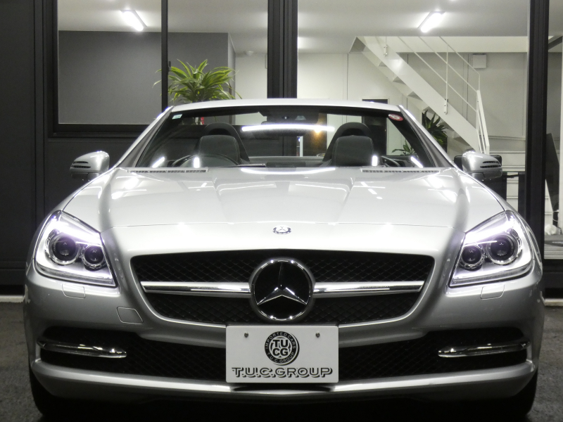 メルセデスベンツ SLKクラス SLK200 ﾄﾚﾝﾄﾞ　黒本革ｼｰﾄ ｼｰﾄﾋｰﾀｰ&ｴｱｽｶｰﾌ ｶﾞﾗｽﾙｰﾌ HDDﾅﾋﾞ 地ﾃﾞｼﾞ DSRC ｷｾﾉﾝﾗｲﾄ ｲﾝﾃﾘｼﾞｪﾝﾄﾗｲﾄ&ｱﾀﾞﾌﾟﾃｨﾌﾞHB 純正17ｲﾝﾁAW ﾊﾟﾄﾞﾙｼﾌﾄ ﾄﾗﾝｸｽﾎﾟｲﾗｰ　2年保証付