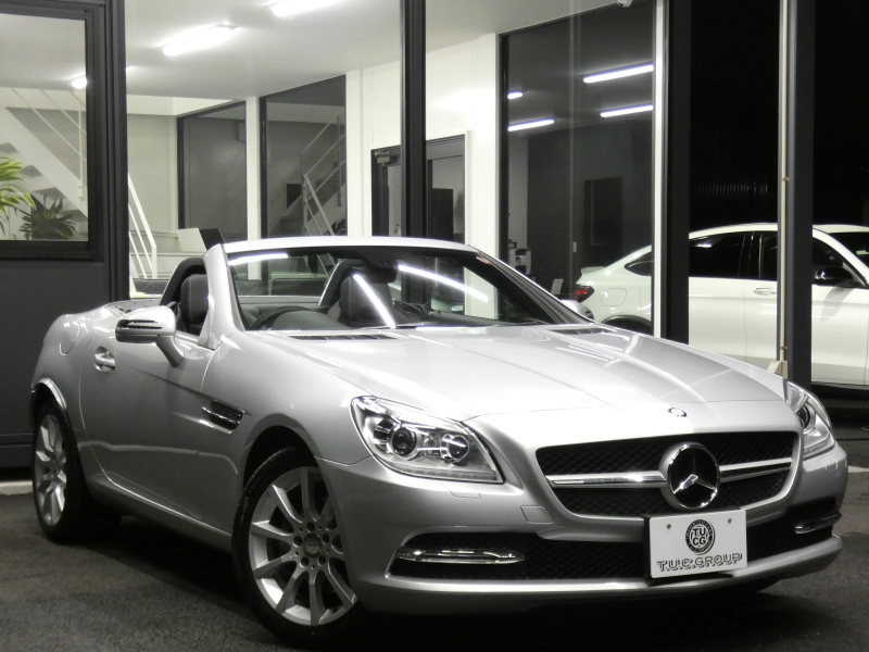 メルセデスベンツ SLKクラス SLK200 ﾄﾚﾝﾄﾞ　黒本革ｼｰﾄ ｼｰﾄﾋｰﾀｰ&ｴｱｽｶｰﾌ ｶﾞﾗｽﾙｰﾌ HDDﾅﾋﾞ 地ﾃﾞｼﾞ DSRC ｷｾﾉﾝﾗｲﾄ ｲﾝﾃﾘｼﾞｪﾝﾄﾗｲﾄ&ｱﾀﾞﾌﾟﾃｨﾌﾞHB 純正17ｲﾝﾁAW ﾊﾟﾄﾞﾙｼﾌﾄ ﾄﾗﾝｸｽﾎﾟｲﾗｰ　2年保証付