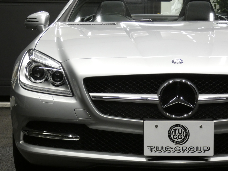 メルセデスベンツ SLKクラス SLK200 ﾄﾚﾝﾄﾞ　黒本革ｼｰﾄ ｼｰﾄﾋｰﾀｰ&ｴｱｽｶｰﾌ ｶﾞﾗｽﾙｰﾌ HDDﾅﾋﾞ 地ﾃﾞｼﾞ DSRC ｷｾﾉﾝﾗｲﾄ ｲﾝﾃﾘｼﾞｪﾝﾄﾗｲﾄ&ｱﾀﾞﾌﾟﾃｨﾌﾞHB 純正17ｲﾝﾁAW ﾊﾟﾄﾞﾙｼﾌﾄ ﾄﾗﾝｸｽﾎﾟｲﾗｰ　2年保証付