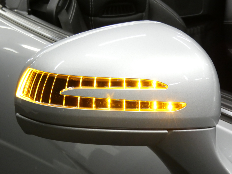 メルセデスベンツ SLKクラス SLK200 ﾄﾚﾝﾄﾞ　黒本革ｼｰﾄ ｼｰﾄﾋｰﾀｰ&ｴｱｽｶｰﾌ ｶﾞﾗｽﾙｰﾌ HDDﾅﾋﾞ 地ﾃﾞｼﾞ DSRC ｷｾﾉﾝﾗｲﾄ ｲﾝﾃﾘｼﾞｪﾝﾄﾗｲﾄ&ｱﾀﾞﾌﾟﾃｨﾌﾞHB 純正17ｲﾝﾁAW ﾊﾟﾄﾞﾙｼﾌﾄ ﾄﾗﾝｸｽﾎﾟｲﾗｰ　2年保証付