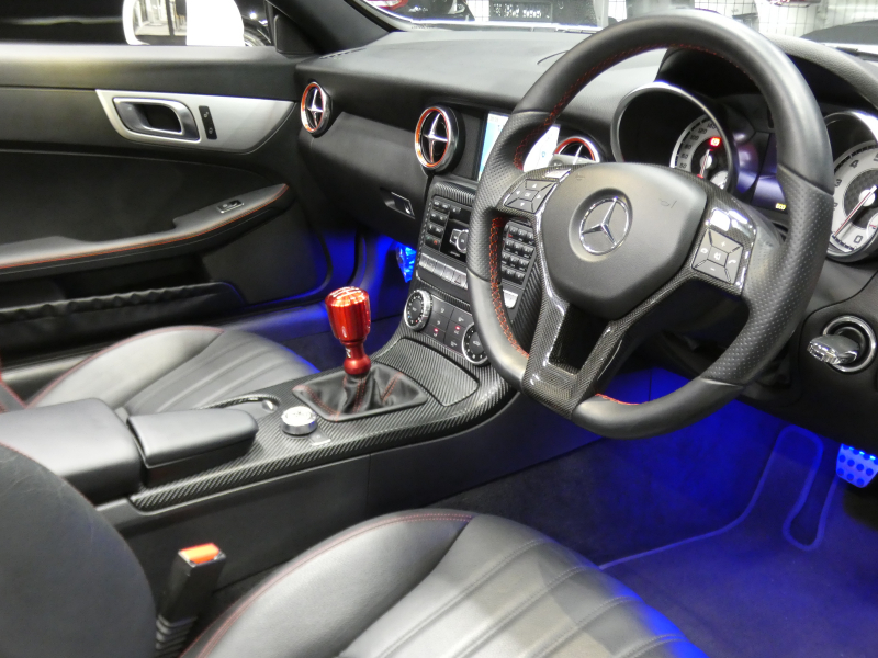 メルセデスベンツ SLKクラス SLK200 MT AMGｽﾎﾟｰﾂPKG　6速MT ｶﾞﾗｽﾙｰﾌ AMGｴｱﾛ AMG19AW ﾀﾞｳﾝｻｽ ﾚｯﾄﾞｷｬﾘﾊﾟｰ FOXﾃﾞｭｱﾙﾂｲﾝﾏﾌﾗｰ ﾊﾟﾅﾒﾘｶｰﾅｸﾞﾘﾙ 黒革 ｼｰﾄﾋｰﾀｰ&ｴｱｽｶｰﾌ HDDﾅﾋﾞ 地ﾃﾞｼﾞ ﾄﾞﾗﾚｺ GPSﾚｰﾀﾞｰ ﾌﾞｰｽﾄ計 ｷｾﾉﾝ ｱﾀﾞﾌﾟﾃｨﾌﾞHB　2年保証付