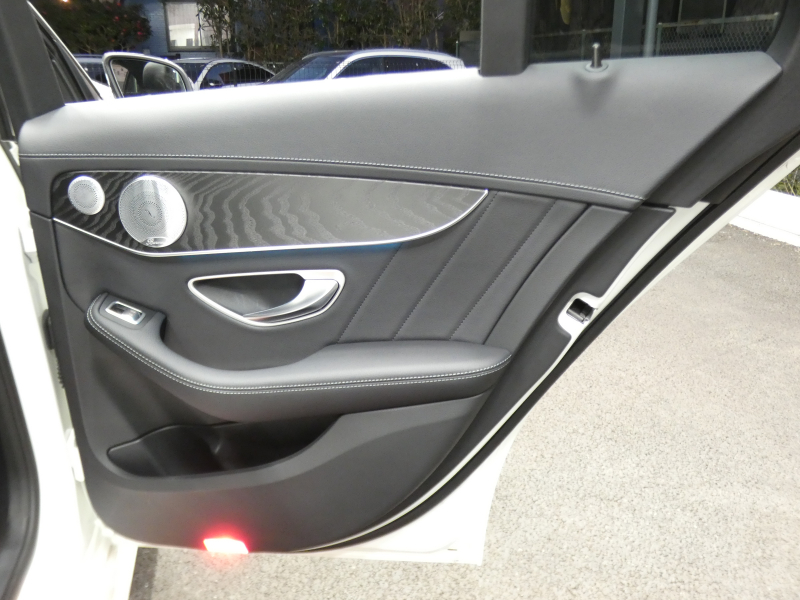 AMG Cクラス C43 4MATIC ｴｸｽｸﾙｰｼﾌﾞ&ﾚｰﾀﾞｰｾｰﾌﾃｨPKG　9速AT AMGｴｱﾛ&19ｲﾝﾁｱﾙﾐ 黒本革 ﾊﾟﾉﾗﾏｻﾝﾙｰﾌ HDDﾅﾋﾞ 地ﾃﾞｼﾞ ﾊﾞｯｸｶﾒﾗ Burmester ﾊﾟﾌｭｰﾑｱﾄﾏｲｻﾞｰ ﾍｯﾄﾞｱｯﾌﾟD LEDﾍｯﾄﾞﾗｲﾄ　2年保証付