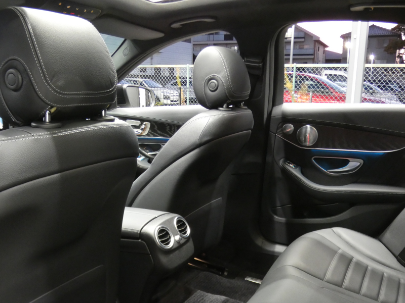 AMG Cクラス C43 4MATIC ｴｸｽｸﾙｰｼﾌﾞ&ﾚｰﾀﾞｰｾｰﾌﾃｨPKG　9速AT AMGｴｱﾛ&19ｲﾝﾁｱﾙﾐ 黒本革 ﾊﾟﾉﾗﾏｻﾝﾙｰﾌ HDDﾅﾋﾞ 地ﾃﾞｼﾞ ﾊﾞｯｸｶﾒﾗ Burmester ﾊﾟﾌｭｰﾑｱﾄﾏｲｻﾞｰ ﾍｯﾄﾞｱｯﾌﾟD LEDﾍｯﾄﾞﾗｲﾄ　2年保証付