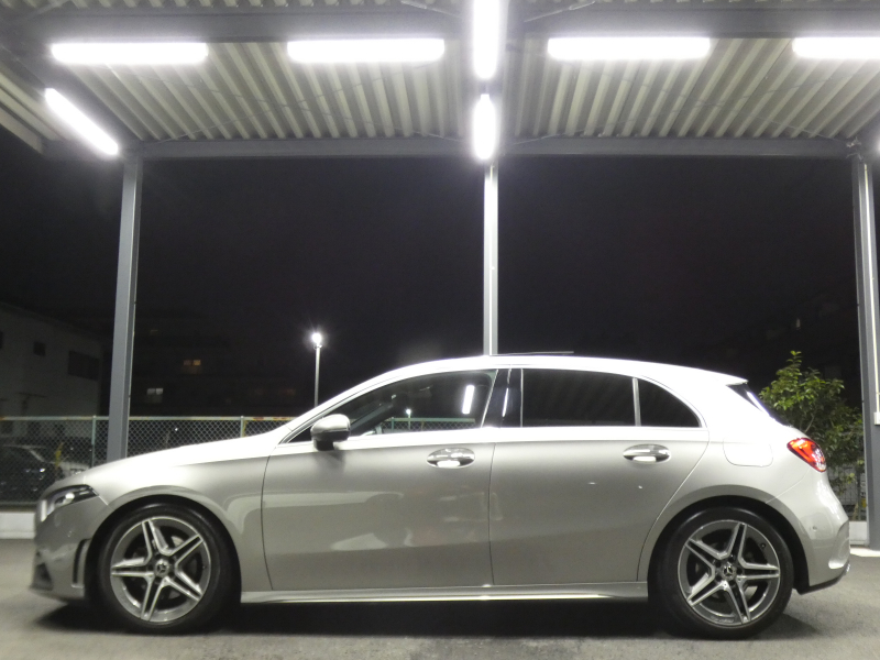 メルセデスベンツ Aクラス A180 ｽﾀｲﾙ AMGﾗｲﾝ AMGﾚｻﾞｰｴｸｽｸﾙｰｼﾌﾞ&ｱﾄﾞﾊﾞﾝｽﾄﾞ&ﾚｰﾀﾞｰｾｰﾌﾃｨPKG　meｺﾈｸﾄ 灰黒革 ﾊﾟﾉﾗﾏSR MBUXﾅﾋﾞTV 360ｶﾒﾗ ｱﾄﾞﾊﾞﾝｽﾄﾞｻｳﾝﾄﾞ ﾍｯﾄﾞｱｯﾌﾟD Fﾄﾞﾗﾚｺ LEDﾗｲﾄ/ｱﾀﾞﾌﾟﾃｨﾌﾞHB　2年保証付