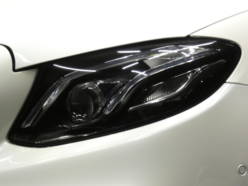 メルセデスベンツ Eクラス E300 ｸｰﾍﾟ ｽﾎﾟｰﾂ ｴｸｽｸﾙｰｼﾌﾞ&ﾚｰﾀﾞｰｾｰﾌﾃｨPKG　245ps AMGｴｱﾛ&19AW meｺﾈｸﾄ ｷｰﾚｽｺﾞｰ ﾅｯﾊﾟ黒革 ﾍﾞﾝﾁﾚｰﾀｰ&ﾏｯｻｰｼﾞ ﾊﾟﾉﾗﾏｻﾝﾙｰﾌ ﾅﾋﾞTV 360ｶﾒﾗ Aｶｰﾌﾟﾚｲ Burmester ﾍｯﾄﾞｱｯﾌﾟD ｴｱﾊﾞﾗﾝｽPKG ｵｰﾄﾄﾗﾝｸ　2年保証付