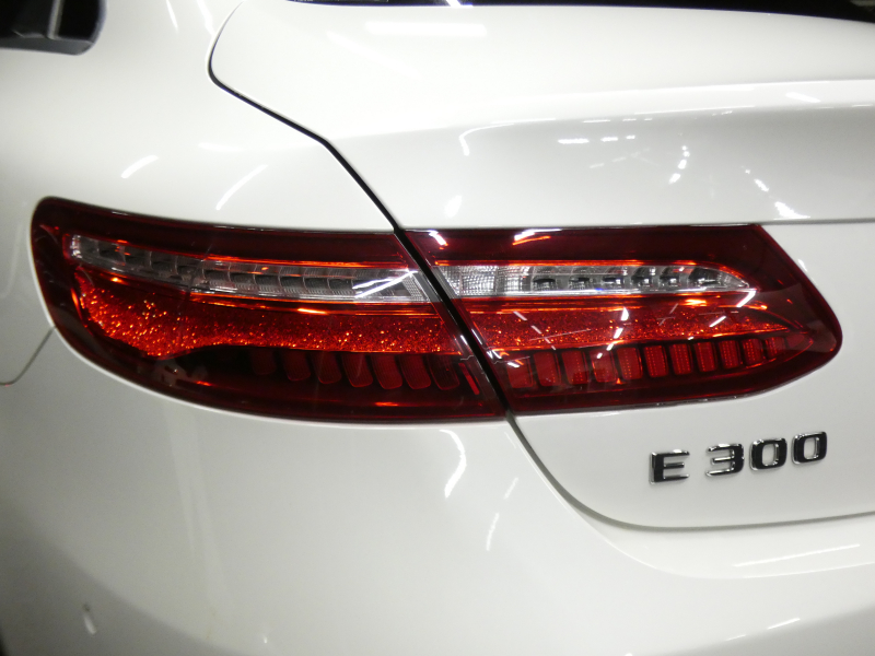 メルセデスベンツ Eクラス E300 ｸｰﾍﾟ ｽﾎﾟｰﾂ ｴｸｽｸﾙｰｼﾌﾞ&ﾚｰﾀﾞｰｾｰﾌﾃｨPKG　245ps AMGｴｱﾛ&19AW meｺﾈｸﾄ ｷｰﾚｽｺﾞｰ ﾅｯﾊﾟ黒革 ﾍﾞﾝﾁﾚｰﾀｰ&ﾏｯｻｰｼﾞ ﾊﾟﾉﾗﾏｻﾝﾙｰﾌ ﾅﾋﾞTV 360ｶﾒﾗ Aｶｰﾌﾟﾚｲ Burmester ﾍｯﾄﾞｱｯﾌﾟD ｴｱﾊﾞﾗﾝｽPKG ｵｰﾄﾄﾗﾝｸ　2年保証付