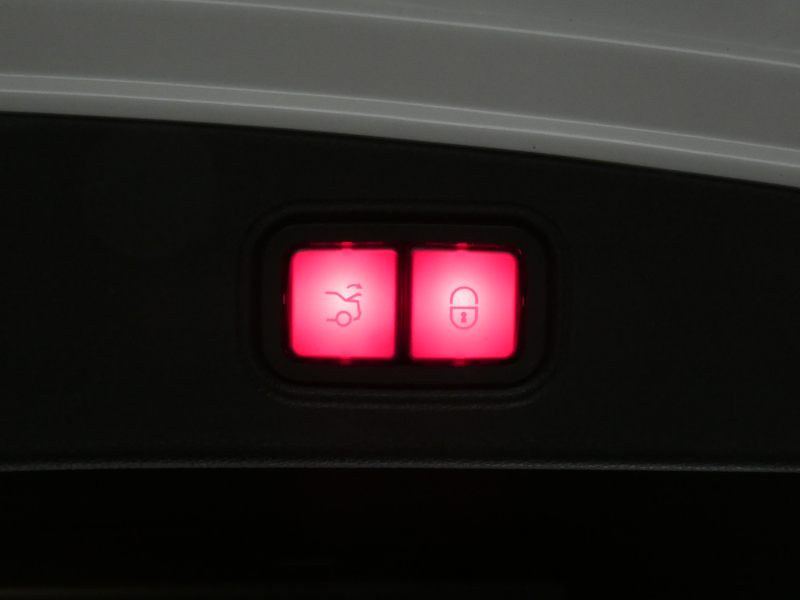 メルセデスベンツ Eクラス E300 ｸｰﾍﾟ ｽﾎﾟｰﾂ ｴｸｽｸﾙｰｼﾌﾞ&ﾚｰﾀﾞｰｾｰﾌﾃｨPKG　245ps AMGｴｱﾛ&19AW meｺﾈｸﾄ ｷｰﾚｽｺﾞｰ ﾅｯﾊﾟ黒革 ﾍﾞﾝﾁﾚｰﾀｰ&ﾏｯｻｰｼﾞ ﾊﾟﾉﾗﾏｻﾝﾙｰﾌ ﾅﾋﾞTV 360ｶﾒﾗ Aｶｰﾌﾟﾚｲ Burmester ﾍｯﾄﾞｱｯﾌﾟD ｴｱﾊﾞﾗﾝｽPKG ｵｰﾄﾄﾗﾝｸ　2年保証付