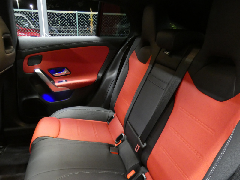 AMG CLAクラス CLA35 4MATIC ｼｭｰﾃｨﾝｸﾞﾌﾞﾚｰｸ AMGｱﾄﾞﾊﾞﾝｽﾄﾞ&ﾅﾋﾞｹﾞｰｼｮﾝ&ﾚｰﾀﾞｰｾｰﾌﾃｨPKG　meｺﾈｸﾄ AMGｴｱﾛ&18ｲﾝﾁｱﾙﾐ 強化ﾌﾞﾚｰｷ 灰黒本革 ﾊﾟﾉﾗﾏｻﾝﾙｰﾌ MBUXﾅﾋﾞ 360ｶﾒﾗ ﾍｯﾄﾞｱｯﾌﾟD 液晶ﾒｰﾀｰ AMGﾊﾟﾌｫｰﾏﾝｽｽﾃｱﾘﾝｸﾞ&ｽｲｯﾁ　2年保証付