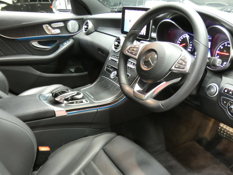 AMG Cクラス C43 4MATIC ｴｸｽｸﾙｰｼﾌﾞ&ﾚｰﾀﾞｰｾｰﾌﾃｨPKG　9速AT AMGｴｱﾛ&19ｲﾝﾁｱﾙﾐ 黒本革 HDDﾅﾋﾞ 地ﾃﾞｼﾞ ﾊﾞｯｸｶﾒﾗ Burmester ﾊﾟﾌｭｰﾑｱﾄﾏｲｻﾞｰ ｵｰﾄﾄﾗﾝｸ/ﾌｯﾄOP 純正ﾄﾞﾗﾚｺ LEDﾍｯﾄﾞﾗｲﾄ　2年保証付