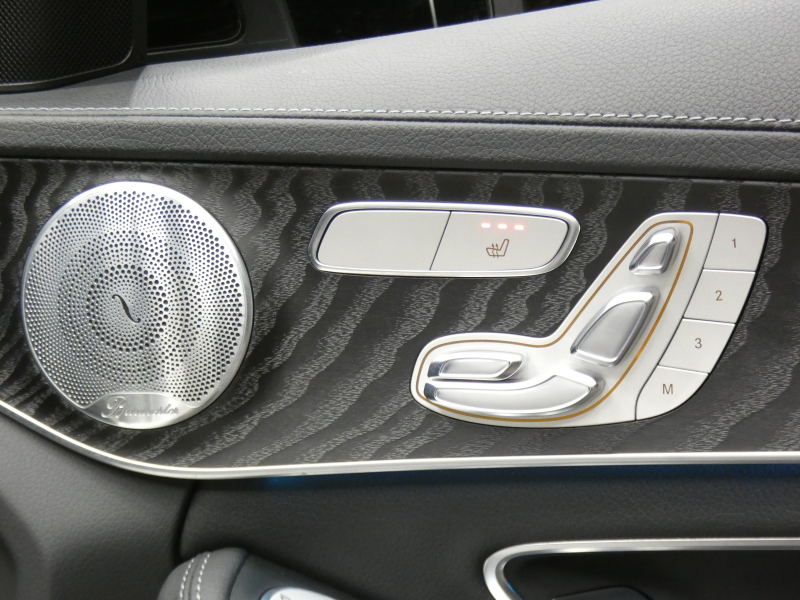 AMG Cクラス C43 4MATIC ｴｸｽｸﾙｰｼﾌﾞ&ﾚｰﾀﾞｰｾｰﾌﾃｨPKG　9速AT AMGｴｱﾛ&19ｲﾝﾁｱﾙﾐ 黒本革 HDDﾅﾋﾞ 地ﾃﾞｼﾞ ﾊﾞｯｸｶﾒﾗ Burmester ﾊﾟﾌｭｰﾑｱﾄﾏｲｻﾞｰ ｵｰﾄﾄﾗﾝｸ/ﾌｯﾄOP 純正ﾄﾞﾗﾚｺ LEDﾍｯﾄﾞﾗｲﾄ　2年保証付