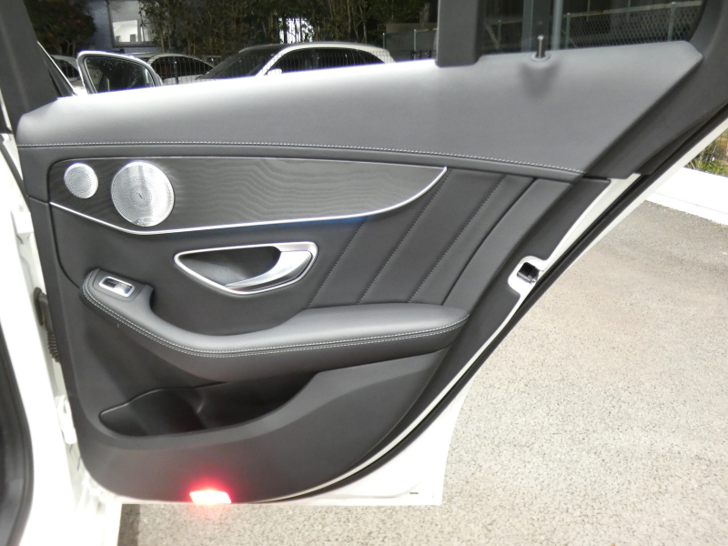 AMG Cクラス C43 4MATIC ｴｸｽｸﾙｰｼﾌﾞ&ﾚｰﾀﾞｰｾｰﾌﾃｨPKG　9速AT AMGｴｱﾛ&19ｲﾝﾁｱﾙﾐ 黒本革 HDDﾅﾋﾞ 地ﾃﾞｼﾞ ﾊﾞｯｸｶﾒﾗ Burmester ﾊﾟﾌｭｰﾑｱﾄﾏｲｻﾞｰ ｵｰﾄﾄﾗﾝｸ/ﾌｯﾄOP 純正ﾄﾞﾗﾚｺ LEDﾍｯﾄﾞﾗｲﾄ　2年保証付