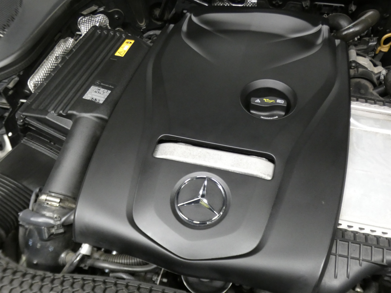 メルセデスベンツ Eクラス E200 ｶﾌﾞﾘｵﾚ ｽﾎﾟｰﾂ ﾚｰﾀﾞｰｾｰﾌﾃｨPKG　meｺﾈｸﾄ AMGｴｱﾛ&19AW ﾀﾞｰｸﾚｯﾄﾞ幌 ﾚｯﾄﾞ/ﾌﾞﾗｯｸ革 ﾋｰﾀｰ&ｴｱｽｶｰﾌ 純正ﾅﾋﾞ 地ﾃﾞｼﾞ Aｶｰﾌﾟﾚｲ 360ｶﾒﾗ ﾄﾞﾗﾚｺ ﾍｯﾄﾞｱｯﾌﾟD Burmester ｴｱﾊﾞﾗﾝｽPKG　2年保証付