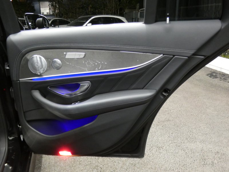 AMG Eクラス E53 4MATIC+ ｽﾃｰｼｮﾝﾜｺﾞﾝ ｴｸｽｸﾙｰｼﾌﾞ&ﾚｰﾀﾞｰｾｰﾌﾃｨPKG　中期 ISG搭載 meｺﾈｸﾄ ﾅｯﾊﾟﾚｻﾞｰ ﾍﾞﾝﾁﾚｰﾀｰ&ﾘﾗｸｾﾞｰｼｮﾝ 前後席ﾋｰﾀｰ ﾊﾟﾉﾗﾏSR ﾅﾋﾞTV Aｶｰﾌﾟﾚｲ 360ｶﾒﾗ ﾍｯﾄﾞｱｯﾌﾟD Burmester AMGｴｱﾛ&AMG20AW　2年保証付