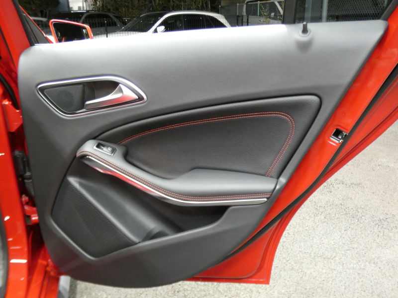 AMG Aクラス A45 AMG 4MATIC ｾｰﾌﾃｨPKG　1ｵｰﾅｰ AMGｴｱﾛ&18AW 強化ﾌﾞﾚｰｷ&ｻｽﾍﾟﾝｼｮﾝ ﾃﾞｨｽﾄﾛﾆｯｸﾌﾟﾗｽ 黒本革ｼｰﾄ HDDﾅﾋﾞ 地ﾃﾞｼﾞ Bｶﾒﾗ ｷｾﾉﾝﾗｲﾄ ｱﾀﾞﾌﾟﾃｨﾌﾞHB ﾊﾟﾄﾞﾙｼﾌﾄ 360度ﾄﾞﾗﾚｺ　2年保証付