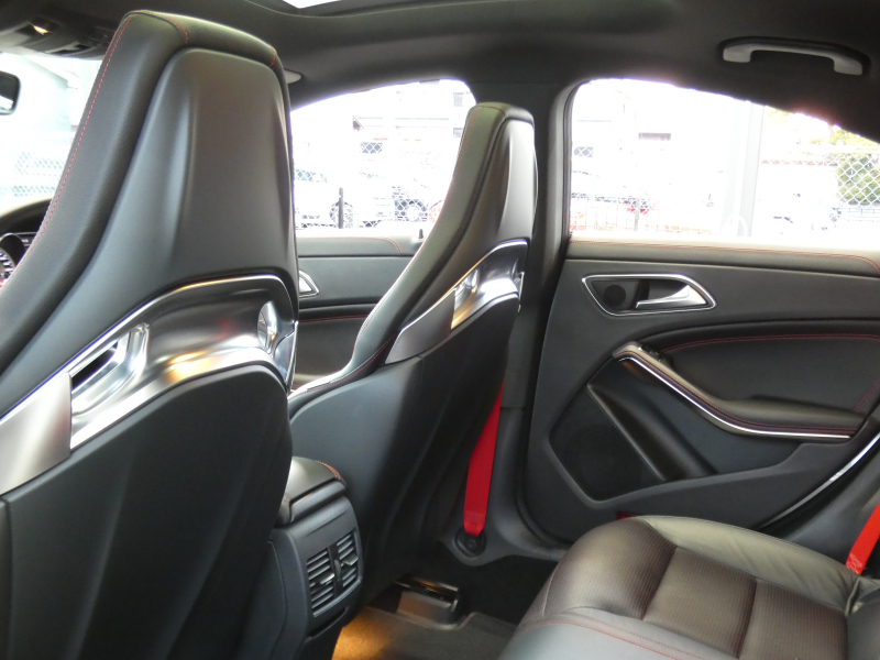 AMG CLAクラス CLA45 4MATIC AMGｱﾄﾞﾊﾞﾝｽﾄﾞ&ﾚｰﾀﾞｰｾｰﾌﾃｨPKG　AMGﾊﾟﾌｫｰﾏﾝｽｼｰﾄ&ｽﾃｱﾘﾝｸﾞ ﾊﾟﾉﾗﾏSR ﾅﾋﾞ 地ﾃﾞｼﾞ Bｶﾒﾗ harman/kardon ﾊﾟﾄﾞﾙｼﾌﾄ PTS AMGｴｱﾛ&18AW 　2年保証付