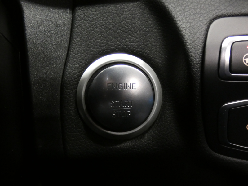 AMG Cクラス C43 4MATIC ｸｰﾍﾟ ﾚｰﾀﾞｰｾｰﾌﾃｨPKG　9速AT AMGｴｱﾛ&19ｲﾝﾁｱﾙﾐ 黒本革 HDDﾅﾋﾞ 地ﾃﾞｼﾞ ﾊﾞｯｸｶﾒﾗ Burmester ﾊﾟﾌｭｰﾑｱﾄﾏｲｻﾞｰ ﾍｯﾄﾞｱｯﾌﾟD 純正ﾄﾞﾗﾚｺ LEDﾍｯﾄﾞﾗｲﾄ/ｱﾀﾞﾌﾟﾃｨﾌﾞHB　2年保証付