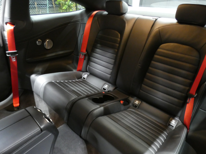 AMG Cクラス C43 4MATIC ｸｰﾍﾟ ﾚｰﾀﾞｰｾｰﾌﾃｨPKG　9速AT AMGｴｱﾛ&19ｲﾝﾁｱﾙﾐ 黒本革 HDDﾅﾋﾞ 地ﾃﾞｼﾞ ﾊﾞｯｸｶﾒﾗ Burmester ﾊﾟﾌｭｰﾑｱﾄﾏｲｻﾞｰ ﾍｯﾄﾞｱｯﾌﾟD 純正ﾄﾞﾗﾚｺ LEDﾍｯﾄﾞﾗｲﾄ/ｱﾀﾞﾌﾟﾃｨﾌﾞHB　2年保証付