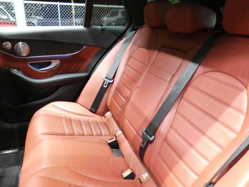 AMG Cクラス C43 4MATIC ｽﾃｰｼｮﾝﾜｺﾞﾝ ﾚｰﾀﾞｰｾｰﾌﾃｨPKG　9AT 赤本革 ﾊﾟﾉﾗﾏSR HDDﾅﾋﾞ 地ﾃﾞｼﾞ Bｶﾒﾗ Burmester ﾍｯﾄﾞｱｯﾌﾟD LEDﾍｯﾄﾞﾗｲﾄ ｵｰﾄﾘｱｹﾞｰﾄ ｴｱﾊﾞﾗﾝｽPKG AMGｴｱﾛ&19ｲﾝﾁAW　2年保証付