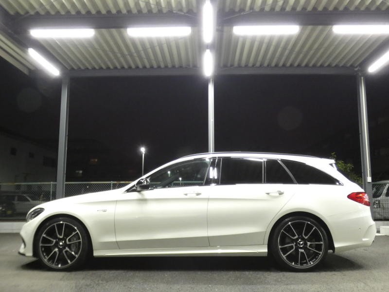 AMG Cクラス C43 4MATIC ｽﾃｰｼｮﾝﾜｺﾞﾝ ﾚｰﾀﾞｰｾｰﾌﾃｨPKG　9AT 赤本革 ﾊﾟﾉﾗﾏSR HDDﾅﾋﾞ 地ﾃﾞｼﾞ Bｶﾒﾗ Burmester ﾍｯﾄﾞｱｯﾌﾟD LEDﾍｯﾄﾞﾗｲﾄ ｵｰﾄﾘｱｹﾞｰﾄ ｴｱﾊﾞﾗﾝｽPKG AMGｴｱﾛ&19ｲﾝﾁAW　2年保証付
