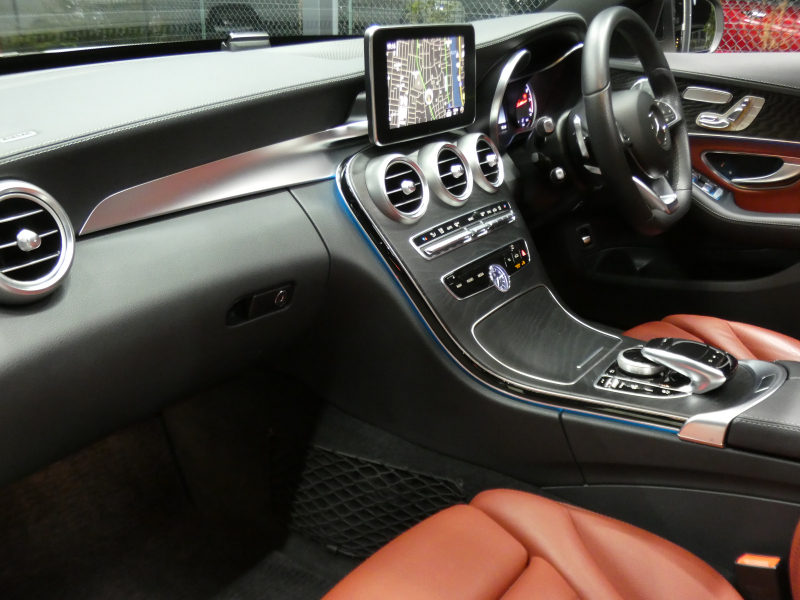 AMG Cクラス C43 4MATIC ｽﾃｰｼｮﾝﾜｺﾞﾝ ﾚｰﾀﾞｰｾｰﾌﾃｨPKG　9AT 赤本革 ﾊﾟﾉﾗﾏSR HDDﾅﾋﾞ 地ﾃﾞｼﾞ Bｶﾒﾗ Burmester ﾍｯﾄﾞｱｯﾌﾟD LEDﾍｯﾄﾞﾗｲﾄ ｵｰﾄﾘｱｹﾞｰﾄ ｴｱﾊﾞﾗﾝｽPKG AMGｴｱﾛ&19ｲﾝﾁAW　2年保証付