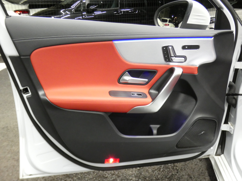 AMG Aクラス A35 4MATIC AMGｱﾄﾞﾊﾞﾝｽﾄﾞ&ﾅﾋﾞｹﾞｰｼｮﾝ&ﾚｰﾀﾞｰｾｰﾌﾃｨPKG　meｺﾈｸﾄ AMGｴｱﾛ 18ｲﾝﾁｱﾙﾐ 強化ﾌﾞﾚｰｷ 赤黒革 ﾊﾟﾉﾗﾏｻﾝﾙｰﾌ MBUXﾅﾋﾞ 360ｶﾒﾗ ﾍｯﾄﾞｱｯﾌﾟD 液晶ﾒｰﾀｰ ｱﾄﾞﾊﾞﾝｽﾄﾞS 360度ﾄﾞﾗﾚｺ  LEDﾍｯﾄﾞﾗｲﾄ　2年保証付