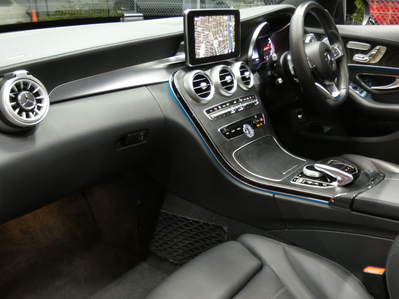 AMG Cクラス C43 4MATIC ｽﾃｰｼｮﾝﾜｺﾞﾝ ﾚｰﾀﾞｰｾｰﾌﾃｨPKG　meｺﾈ 9AT 黒本革 ﾊﾟﾉﾗﾏSR HDDﾅﾋﾞ 地ﾃﾞｼﾞ Bｶﾒﾗ Burmester ﾍｯﾄﾞｱｯﾌﾟD LEDﾍｯﾄﾞﾗｲﾄ ｵｰﾄﾘｱｹﾞｰﾄ ｴｱﾊﾞﾗﾝｽPKG AMGｴｱﾛ&19ｲﾝﾁAW　2年保証付