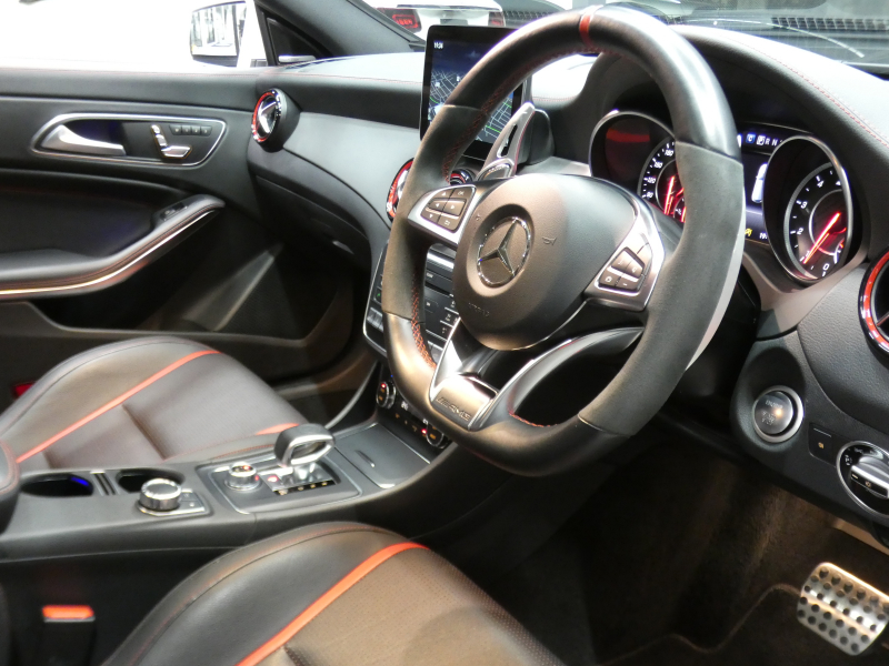 AMG CLAクラス CLA45 4MATIC ｼｭｰﾃｨﾝｸﾞﾌﾞﾚｰｸ AMGｱﾄﾞﾊﾞﾝｽﾄﾞ&ﾚｰﾀﾞｰｾｰﾌﾃｨPKG　後期 381ps ｷｰﾚｽｺﾞｰ ﾊﾟﾌｫｰﾏﾝｽｼｰﾄ&社外ｴｸﾞｿﾞｰｽﾄ rotiform19ｲﾝﾁAW AMGｴｱﾛ ﾊﾟﾉﾗﾏSR ﾅﾋﾞTV Aｶｰﾌﾟﾚｲ Bｶﾒﾗ harman/kardon LEDﾍｯﾄﾞﾗｲﾄ/ｵｰﾄHB　2年保証付