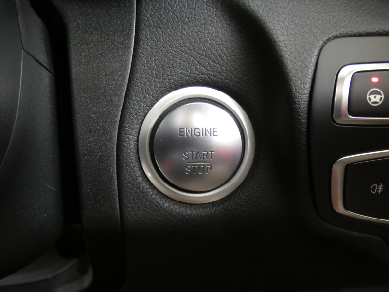 AMG Cクラス C63 S ｶﾌﾞﾘｵﾚ ﾚｰﾀﾞｰｾｰﾌﾃｨPKG　1ｵｰﾅｰ 510ps ﾊﾟﾌｫｰﾏﾝｽｽﾃｱﾘﾝｸﾞ&可変ｴｸﾞｿﾞｰｽﾄ AMGｴｱﾛ&19ｲﾝﾁAW 強化ﾌﾞﾚｰｷ 黒幌 赤黒ﾅｯﾊﾟﾚｻﾞｰ HDDﾅﾋﾞ 地ﾃﾞｼﾞ Bｶﾒﾗ IWCｸﾛｯｸ Burmester　2年保証付