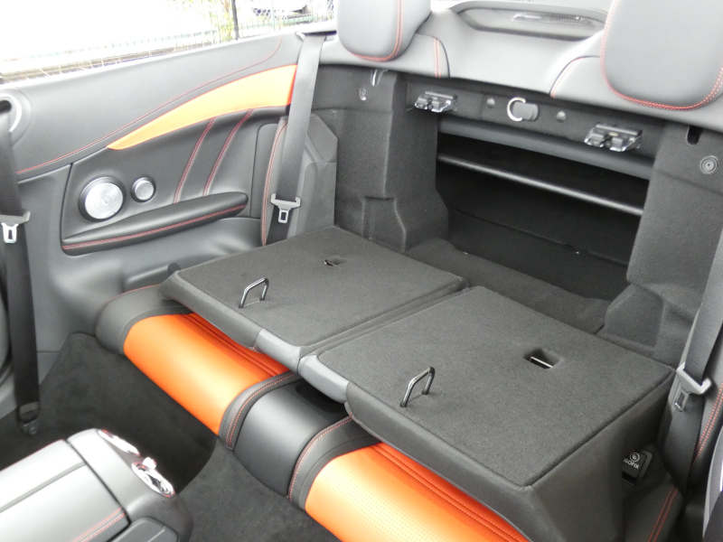 AMG Cクラス C63 S ｶﾌﾞﾘｵﾚ ﾚｰﾀﾞｰｾｰﾌﾃｨPKG　1ｵｰﾅｰ 510ps ﾊﾟﾌｫｰﾏﾝｽｽﾃｱﾘﾝｸﾞ&可変ｴｸﾞｿﾞｰｽﾄ AMGｴｱﾛ&19ｲﾝﾁAW 強化ﾌﾞﾚｰｷ 黒幌 赤黒ﾅｯﾊﾟﾚｻﾞｰ HDDﾅﾋﾞ 地ﾃﾞｼﾞ Bｶﾒﾗ IWCｸﾛｯｸ Burmester　2年保証付