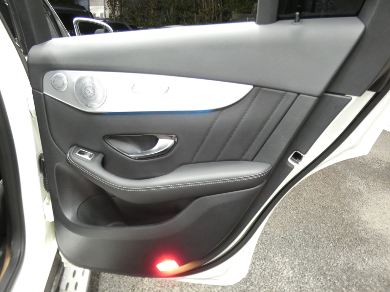 メルセデスベンツ GLCクーペ GLC220d 4MATIC ｸｰﾍﾟ ｽﾎﾟｰﾂ 本革仕様 ﾚｰﾀﾞｰｾｰﾌﾃｨPKG　meｺﾈｸﾄ ｷｰﾚｽｺﾞｰ 黒本革ｼｰﾄ HDDﾅﾋﾞTV 360度ｶﾒﾗ Burmester ﾍｯﾄﾞｱｯﾌﾟD 自動ﾃｰﾙｹﾞｰﾄ/ﾌｯﾄOP ｴｱﾊﾞﾗﾝｽPKG LEDﾗｲﾄ/ｵｰﾄHB AMGｴｱﾛ AMG19AW　2年保証付