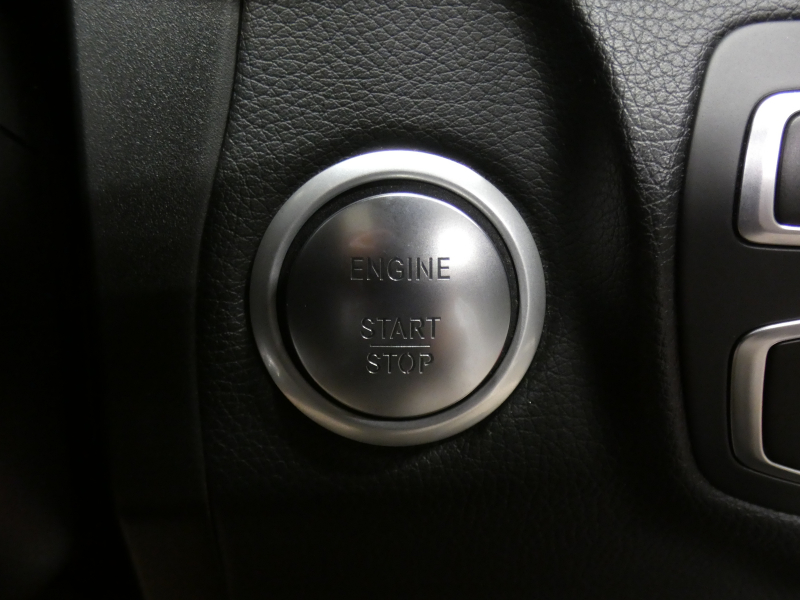 メルセデスベンツ GLCクーペ GLC220d 4MATIC ｸｰﾍﾟ ｽﾎﾟｰﾂ 本革仕様 ﾚｰﾀﾞｰｾｰﾌﾃｨPKG　meｺﾈｸﾄ ｷｰﾚｽｺﾞｰ 黒本革ｼｰﾄ HDDﾅﾋﾞTV 360度ｶﾒﾗ Burmester ﾍｯﾄﾞｱｯﾌﾟD 自動ﾃｰﾙｹﾞｰﾄ/ﾌｯﾄOP ｴｱﾊﾞﾗﾝｽPKG LEDﾗｲﾄ/ｵｰﾄHB AMGｴｱﾛ AMG19AW　2年保証付