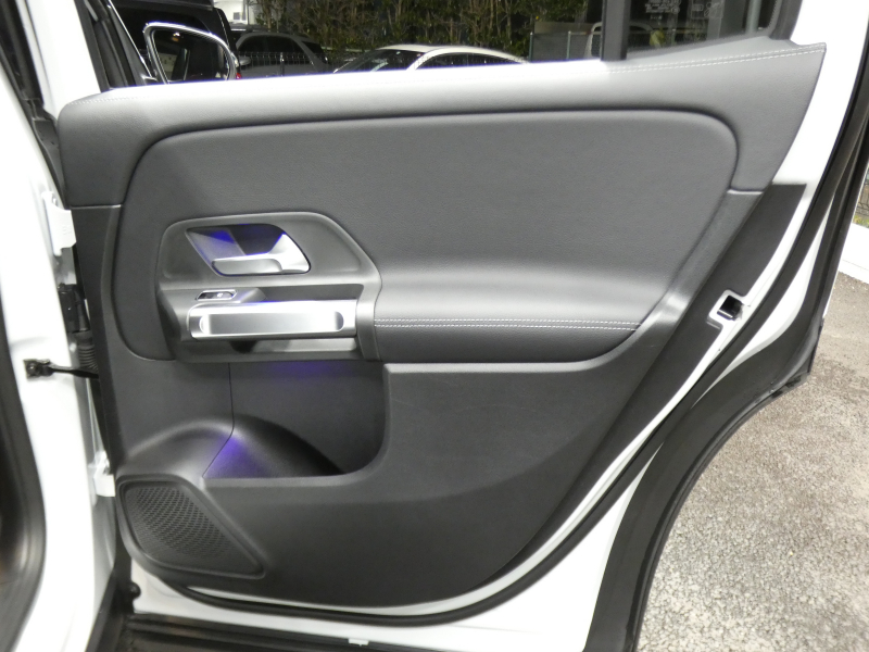 メルセデスベンツ GLB GLB250 4MATIC ｽﾎﾟｰﾂ ﾚｰﾀﾞｰｾｰﾌﾃｨPKG　meｺﾈｸﾄ ｷｰﾚｽｺﾞｰ AMGｴｱﾛ&20ｲﾝﾁAW 黒本革ｼｰﾄ MBUXﾅﾋﾞ 地ﾃﾞｼﾞ 360度ｶﾒﾗ ﾀﾞｲﾅﾐｯｸｾﾚｸﾄ ﾊﾟﾄﾞﾙｼﾌﾄ 360度ﾄﾞﾗﾚｺ 自動ﾘｱｹﾞｰﾄ LEDﾍｯﾄﾞﾗｲﾄ ｵｰﾄHB　2年保証付