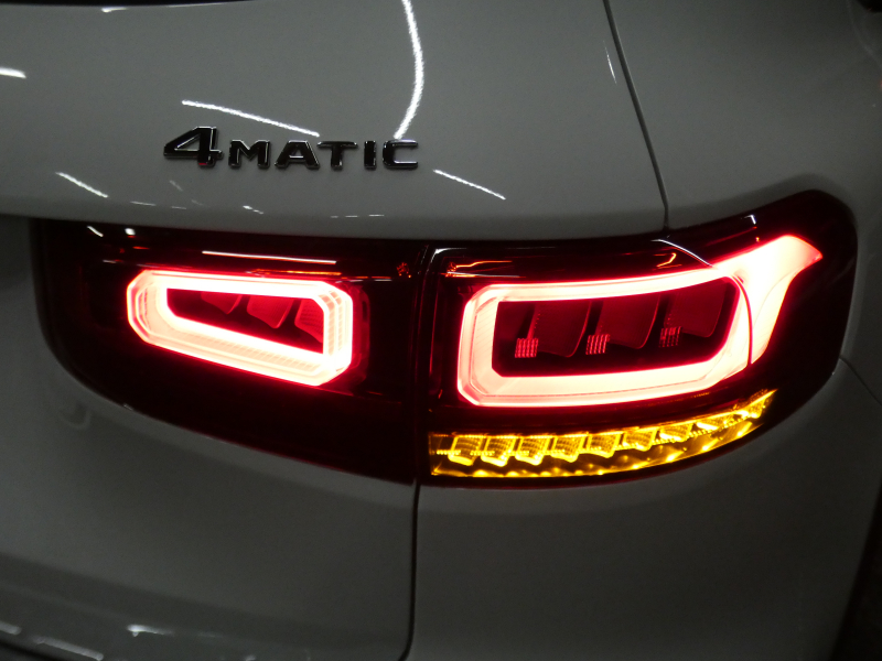 メルセデスベンツ GLB GLB250 4MATIC ｽﾎﾟｰﾂ ﾚｰﾀﾞｰｾｰﾌﾃｨPKG　meｺﾈｸﾄ ｷｰﾚｽｺﾞｰ AMGｴｱﾛ&20ｲﾝﾁAW 黒本革ｼｰﾄ MBUXﾅﾋﾞ 地ﾃﾞｼﾞ 360度ｶﾒﾗ ﾀﾞｲﾅﾐｯｸｾﾚｸﾄ ﾊﾟﾄﾞﾙｼﾌﾄ 360度ﾄﾞﾗﾚｺ 自動ﾘｱｹﾞｰﾄ LEDﾍｯﾄﾞﾗｲﾄ ｵｰﾄHB　2年保証付