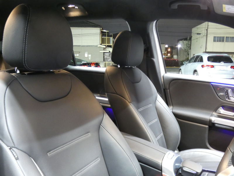 メルセデスベンツ GLB GLB250 4MATIC ｽﾎﾟｰﾂ ﾚｰﾀﾞｰｾｰﾌﾃｨPKG　meｺﾈｸﾄ ｷｰﾚｽｺﾞｰ AMGｴｱﾛ&20ｲﾝﾁAW 黒本革ｼｰﾄ MBUXﾅﾋﾞ 地ﾃﾞｼﾞ 360度ｶﾒﾗ ﾀﾞｲﾅﾐｯｸｾﾚｸﾄ ﾊﾟﾄﾞﾙｼﾌﾄ 360度ﾄﾞﾗﾚｺ 自動ﾘｱｹﾞｰﾄ LEDﾍｯﾄﾞﾗｲﾄ ｵｰﾄHB　2年保証付