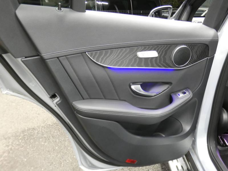 メルセデスベンツ GLC GLC300 4MATIC AMGﾗｲﾝ ﾚｻﾞｰｴｸｽｸﾙｰｼﾌﾞ&ﾚｰﾀﾞｰｾｰﾌﾃｨPKG　後期 meｺﾈｸﾄ 黒本革 ｼｰﾄﾋｰﾀｰ&ﾍﾞﾝﾁﾚｰﾀｰ ﾊﾟﾉﾗﾏｻﾝﾙｰﾌ MBUXﾅﾋﾞTV Aｶｰﾌﾟﾚｲ 360ｶﾒﾗ ﾍｯﾄﾞｱｯﾌﾟD ｴｱﾊﾞﾗﾝｽPKG 前後ﾄﾞﾗﾚｺ AMGｴｱﾛ&20ｲﾝﾁAW　新車保証継承可能