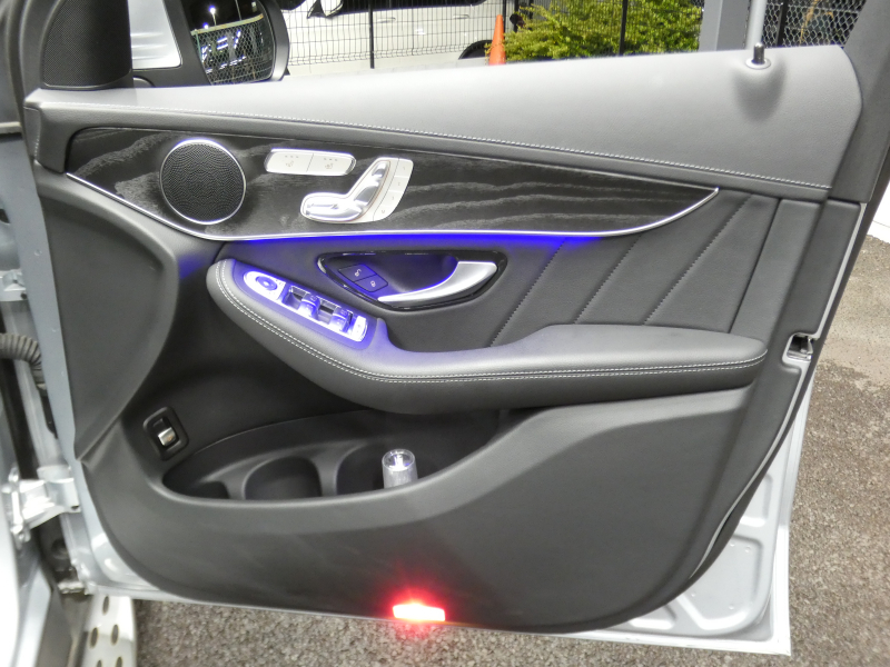 メルセデスベンツ GLC GLC300 4MATIC AMGﾗｲﾝ ﾚｻﾞｰｴｸｽｸﾙｰｼﾌﾞ&ﾚｰﾀﾞｰｾｰﾌﾃｨPKG　後期 meｺﾈｸﾄ 黒本革 ｼｰﾄﾋｰﾀｰ&ﾍﾞﾝﾁﾚｰﾀｰ ﾊﾟﾉﾗﾏｻﾝﾙｰﾌ MBUXﾅﾋﾞTV Aｶｰﾌﾟﾚｲ 360ｶﾒﾗ ﾍｯﾄﾞｱｯﾌﾟD ｴｱﾊﾞﾗﾝｽPKG 前後ﾄﾞﾗﾚｺ AMGｴｱﾛ&20ｲﾝﾁAW　新車保証継承可能