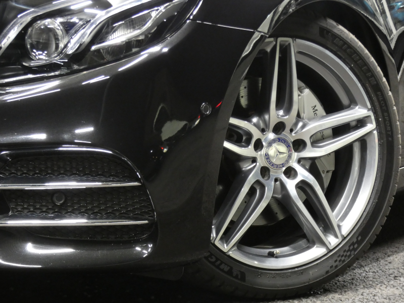 メルセデスベンツ Eクラス E200 ｱﾊﾞﾝｷﾞｬﾙﾄﾞ ｽﾎﾟｰﾂ ﾚｰﾀﾞｰｾｰﾌﾃｨPKG　AMGｴｱﾛ&19ｲﾝﾁAW ｺﾝﾋﾞ革ｼｰﾄ ﾅﾋﾞTV 360度ｶﾒﾗ Aｶｰﾌﾟﾚｲ ｱﾝﾋﾞｴﾝﾄｴｱｱｳﾄﾚｯﾄ H&Rﾀﾞｳﾝｻｽ LEDﾗｲﾄ ｱﾀﾞﾌﾟﾃｨﾌﾞHB　2年保証付