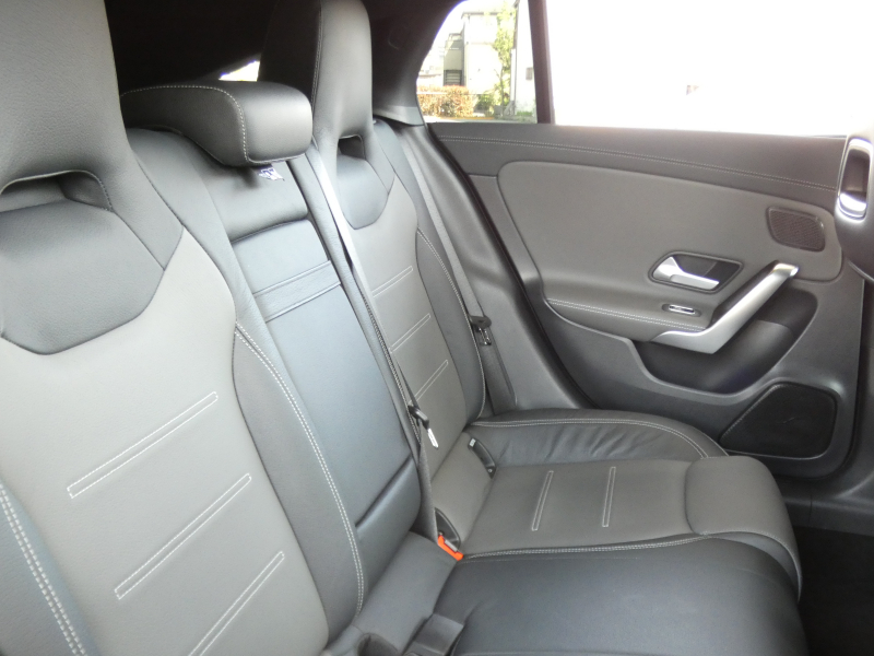 メルセデスベンツ CLAクラス CLA200d ｼｭｰﾃｨﾝｸﾞﾌﾞﾚｰｸ AMGﾗｲﾝ AMGﾚｻﾞｰｴｸｽｸﾙｰｼﾌﾞ&ｱﾄﾞﾊﾞﾝｽﾄﾞ&ﾚｰﾀﾞｰｾｰﾌﾃｨPKG　meｺﾈｸﾄ 灰黒革 ﾊﾟﾉﾗﾏSR MBUXﾅﾋﾞTV 360ｶﾒﾗ ｱﾄﾞﾊﾞﾝｽﾄﾞｻｳﾝﾄﾞ ﾍｯﾄﾞｱｯﾌﾟD 前後ﾄﾞﾗﾚｺ LEDﾗｲﾄ/ｱﾀﾞﾌﾟﾃｨﾌﾞHB　2年保証付