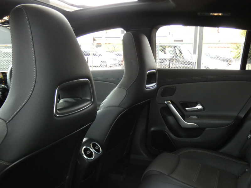 メルセデスベンツ CLAクラス CLA200d ｼｭｰﾃｨﾝｸﾞﾌﾞﾚｰｸ AMGﾗｲﾝ AMGﾚｻﾞｰｴｸｽｸﾙｰｼﾌﾞ&ｱﾄﾞﾊﾞﾝｽﾄﾞ&ﾚｰﾀﾞｰｾｰﾌﾃｨPKG　meｺﾈｸﾄ 灰黒革 ﾊﾟﾉﾗﾏSR MBUXﾅﾋﾞTV 360ｶﾒﾗ ｱﾄﾞﾊﾞﾝｽﾄﾞｻｳﾝﾄﾞ ﾍｯﾄﾞｱｯﾌﾟD 前後ﾄﾞﾗﾚｺ LEDﾗｲﾄ/ｱﾀﾞﾌﾟﾃｨﾌﾞHB　2年保証付