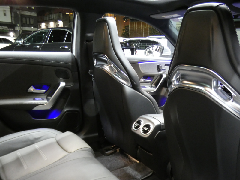 AMG Aクラス A35 4MATIC AMGﾊﾟﾌｫｰﾏﾝｽ&AMGｱﾄﾞﾊﾞﾝｽﾄﾞ&ﾚｰﾀﾞｰｾｰﾌﾃｨPKG　meｺﾈｸﾄ AMGﾊﾟﾌｫｰﾏﾝｽｽﾃｱﾘﾝｸﾞ&ｼｰﾄ AMGｴｱﾛ&18ｲﾝﾁAW 強化ﾌﾞﾚｰｷ 灰黒革 ﾊﾟﾉﾗﾏSR MBUXﾅﾋﾞ 360ｶﾒﾗ ﾍｯﾄﾞｱｯﾌﾟD 液晶ﾒｰﾀｰ ｱﾄﾞﾊﾞﾝｽﾄﾞS 前後ﾄﾞﾗﾚｺ　2年保証付