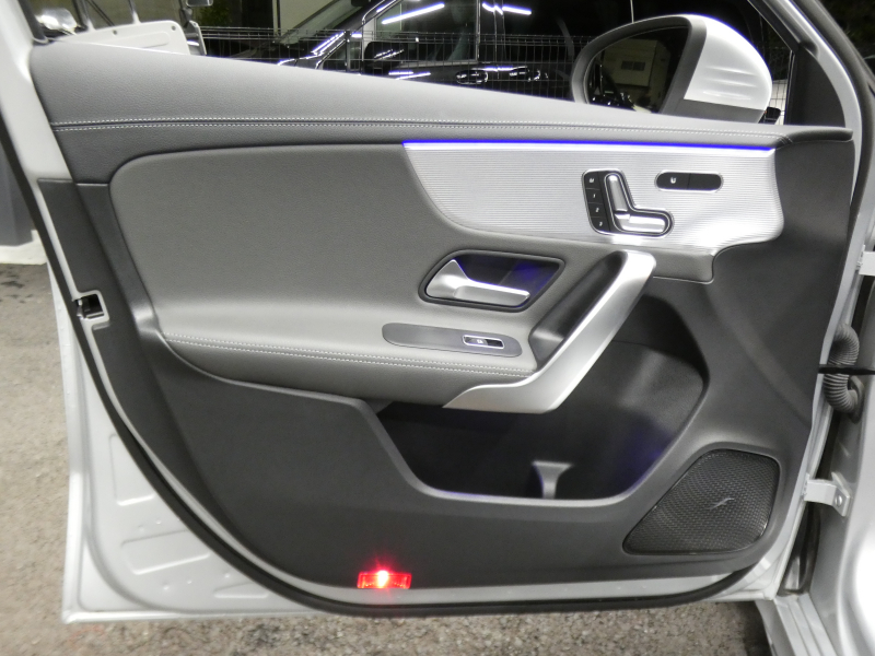 AMG Aクラス A35 4MATIC AMGﾊﾟﾌｫｰﾏﾝｽ&AMGｱﾄﾞﾊﾞﾝｽﾄﾞ&ﾚｰﾀﾞｰｾｰﾌﾃｨPKG　meｺﾈｸﾄ AMGﾊﾟﾌｫｰﾏﾝｽｽﾃｱﾘﾝｸﾞ&ｼｰﾄ AMGｴｱﾛ&18ｲﾝﾁAW 強化ﾌﾞﾚｰｷ 灰黒革 ﾊﾟﾉﾗﾏSR MBUXﾅﾋﾞ 360ｶﾒﾗ ﾍｯﾄﾞｱｯﾌﾟD 液晶ﾒｰﾀｰ ｱﾄﾞﾊﾞﾝｽﾄﾞS 前後ﾄﾞﾗﾚｺ　2年保証付