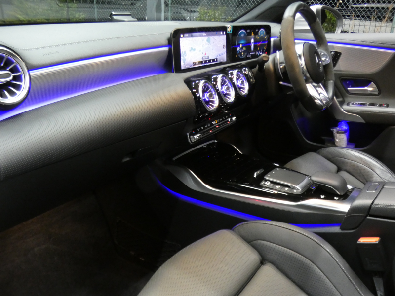 AMG Aクラス A35 4MATIC AMGﾊﾟﾌｫｰﾏﾝｽ&AMGｱﾄﾞﾊﾞﾝｽﾄﾞ&ﾚｰﾀﾞｰｾｰﾌﾃｨPKG　meｺﾈｸﾄ AMGﾊﾟﾌｫｰﾏﾝｽｽﾃｱﾘﾝｸﾞ&ｼｰﾄ AMGｴｱﾛ&18ｲﾝﾁAW 強化ﾌﾞﾚｰｷ 灰黒革 ﾊﾟﾉﾗﾏSR MBUXﾅﾋﾞ 360ｶﾒﾗ ﾍｯﾄﾞｱｯﾌﾟD 液晶ﾒｰﾀｰ ｱﾄﾞﾊﾞﾝｽﾄﾞS 前後ﾄﾞﾗﾚｺ　2年保証付