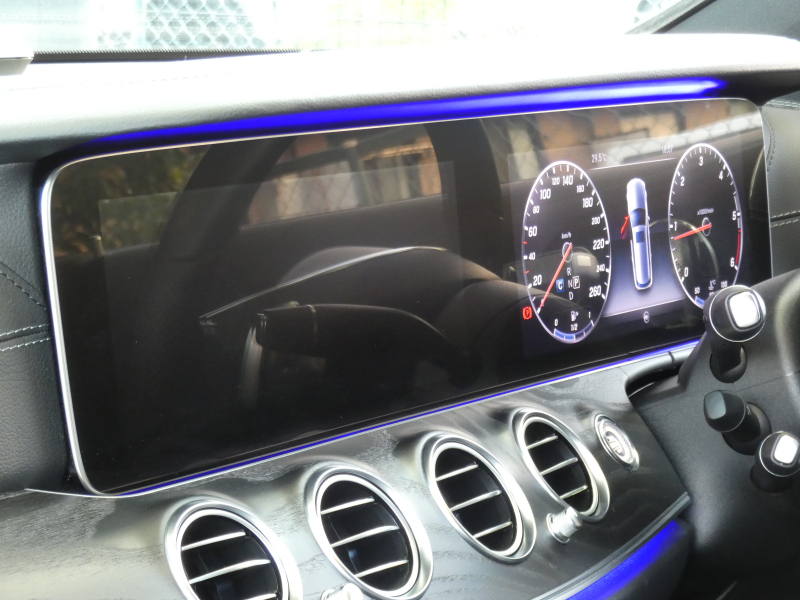 メルセデスベンツ Eクラス E220d ｽﾃｰｼｮﾝﾜｺﾞﾝ ｱﾊﾞﾝｷﾞｬﾙﾄﾞ ｽﾎﾟｰﾂ 本革仕様 ﾚｰﾀﾞｰｾｰﾌﾃｨPKG　黒ﾅｯﾊﾟﾚｻﾞｰ 全席ﾋｰﾀｰ HDDﾅﾋﾞ 地ﾃﾞｼﾞ 360度ｶﾒﾗ Aｶｰﾌﾟﾚｲ Burmester ｴｱﾊﾞﾗﾝｽPKG AMGｴｱﾛ&19ｲﾝﾁｱﾙﾐ 自動ﾘｱｹﾞｰﾄ ﾌｯﾄOP 前後ﾄﾞﾗﾚｺ　2年保証付