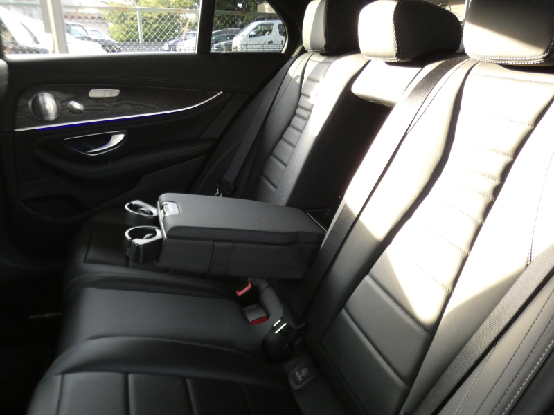 メルセデスベンツ Eクラス E200 ｱﾊﾞﾝｷﾞｬﾙﾄﾞ ｽﾎﾟｰﾂ ﾚｻﾞｰ&ﾚｰﾀﾞｰｾｰﾌﾃｨPKG　meｺﾈｸﾄ 黒ﾅｯﾊﾟﾚｻﾞｰ 全席ﾋｰﾀｰ HDDﾅﾋﾞ 地ﾃﾞｼﾞ Appleｶｰﾌﾟﾚｲ Burmester 360ｶﾒﾗ ﾍｯﾄﾞｱｯﾌﾟD ｴｱﾊﾞﾗﾝｽPKG AMGｴｱﾛ 19ｲﾝﾁｱﾙﾐ 前後ﾄﾞﾗﾚｺ　2年保証付