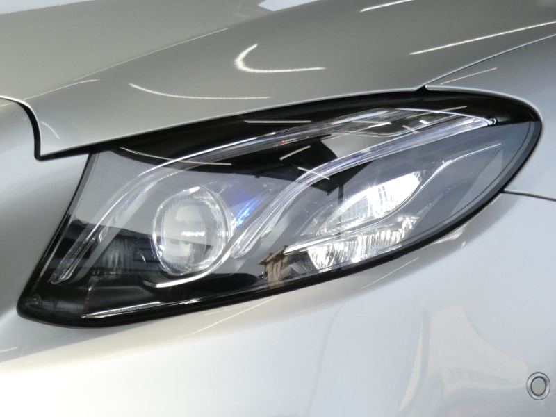 メルセデスベンツ Eクラス E200 ｱﾊﾞﾝｷﾞｬﾙﾄﾞ ｽﾎﾟｰﾂ ﾚｻﾞｰ&ﾚｰﾀﾞｰｾｰﾌﾃｨPKG　meｺﾈｸﾄ 黒ﾅｯﾊﾟﾚｻﾞｰ 全席ﾋｰﾀｰ HDDﾅﾋﾞ 地ﾃﾞｼﾞ Appleｶｰﾌﾟﾚｲ Burmester 360ｶﾒﾗ ﾍｯﾄﾞｱｯﾌﾟD ｴｱﾊﾞﾗﾝｽPKG AMGｴｱﾛ 19ｲﾝﾁｱﾙﾐ 前後ﾄﾞﾗﾚｺ　2年保証付