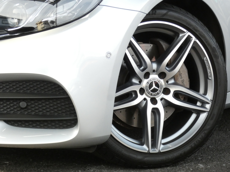 メルセデスベンツ Eクラス E200 ｱﾊﾞﾝｷﾞｬﾙﾄﾞ ｽﾎﾟｰﾂ ﾚｻﾞｰ&ﾚｰﾀﾞｰｾｰﾌﾃｨPKG　meｺﾈｸﾄ 黒ﾅｯﾊﾟﾚｻﾞｰ 全席ﾋｰﾀｰ HDDﾅﾋﾞ 地ﾃﾞｼﾞ Appleｶｰﾌﾟﾚｲ Burmester 360ｶﾒﾗ ﾍｯﾄﾞｱｯﾌﾟD ｴｱﾊﾞﾗﾝｽPKG AMGｴｱﾛ 19ｲﾝﾁｱﾙﾐ 前後ﾄﾞﾗﾚｺ　2年保証付